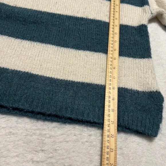 Lovers+Friends Womens Green White Striped Wool Blend Knit Sweater Glitters Sz SM - Picture 9 of 9
